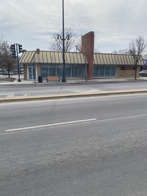 4835 Dempster Street Skokie IL 60077