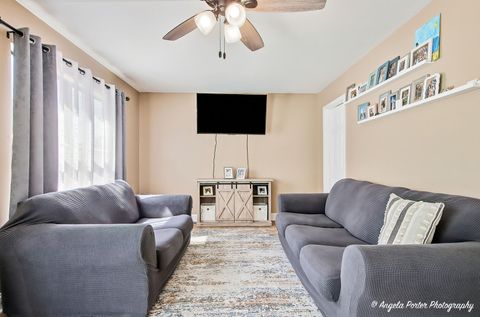 Tiny photo for 1995 N Nicole Lane, Round Lake Beach, IL 60073 (MLS # 12674040)