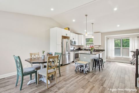 Tiny photo for 1995 N Nicole Lane, Round Lake Beach, IL 60073 (MLS # 12674040)