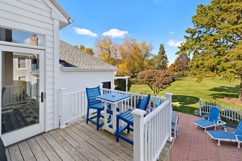 Tiny photo for 1 Calais Court, Oakwood Hills, IL 60013 (MLS # 12503874)