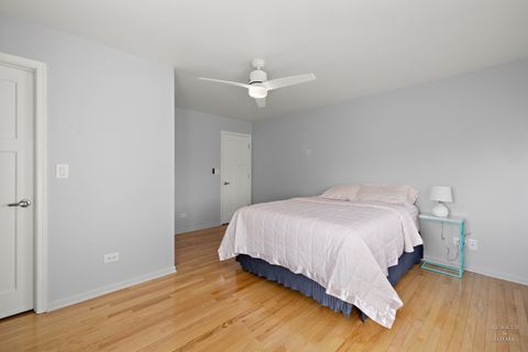 Tiny photo for 1 Calais Court, Oakwood Hills, IL 60013 (MLS # 12503874)