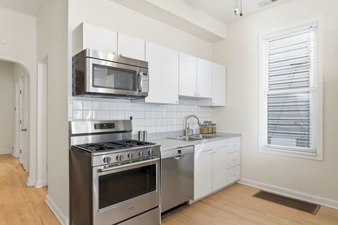 Tiny photo for 3725 N Richmond Street, Chicago, IL 60618 (MLS # 12494350)