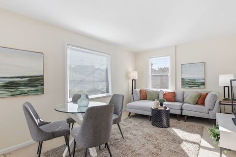 Tiny photo for 3725 N Richmond Street, Chicago, IL 60618 (MLS # 12494350)