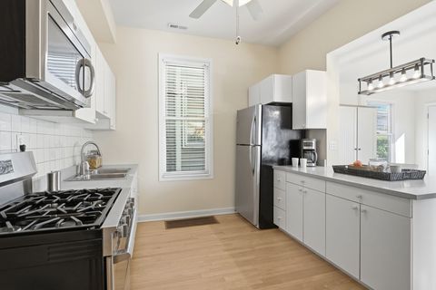 Tiny photo for 3725 N Richmond Street, Chicago, IL 60618 (MLS # 12494350)