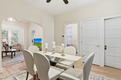 Tiny photo for 3725 N Richmond Street, Chicago, IL 60618 (MLS # 12494350)