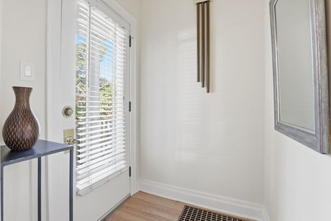 Tiny photo for 3725 N Richmond Street, Chicago, IL 60618 (MLS # 12494350)