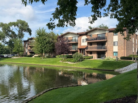 Tiny photo for 14030 Laramie Avenue #1707, Crestwood, IL 60418 (MLS # 12785970)