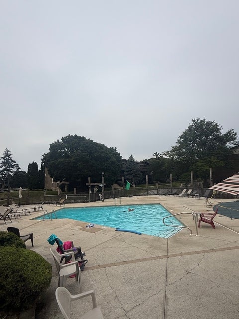 Tiny photo for 14030 Laramie Avenue #1707, Crestwood, IL 60418 (MLS # 12785970)