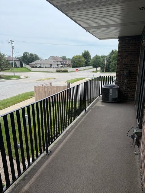 Tiny photo for 14030 Laramie Avenue #1707, Crestwood, IL 60418 (MLS # 12785970)