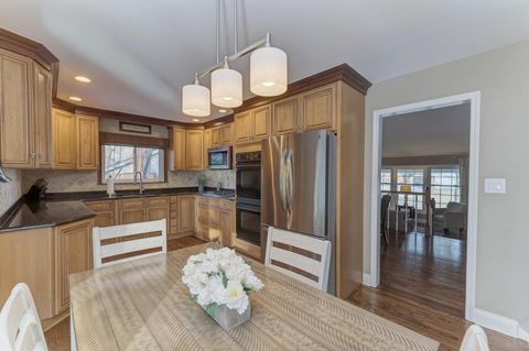 Tiny photo for 1618 S Harvard Avenue, Arlington Heights, IL 60005 (MLS # 12541729)