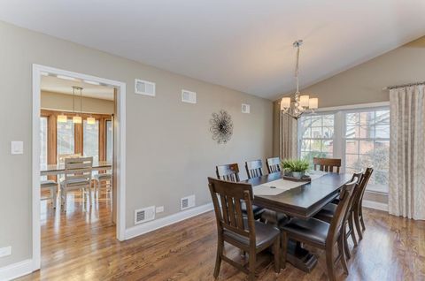 Tiny photo for 1618 S Harvard Avenue, Arlington Heights, IL 60005 (MLS # 12541729)