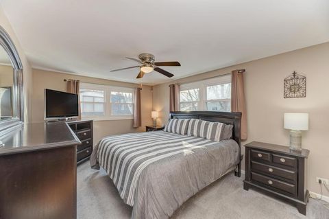 Tiny photo for 1618 S Harvard Avenue, Arlington Heights, IL 60005 (MLS # 12541729)