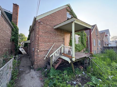 Tiny photo for 8371 S Baltimore Avenue, Chicago, IL 60617 (MLS # 12393130)