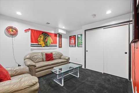 Tiny photo for 525 Newtown Drive, Buffalo Grove, IL 60089 (MLS # 12657804)