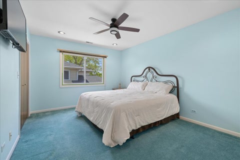 Tiny photo for 525 Newtown Drive, Buffalo Grove, IL 60089 (MLS # 12657804)