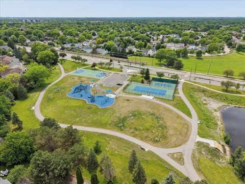 Tiny photo for 525 Newtown Drive, Buffalo Grove, IL 60089 (MLS # 12657804)