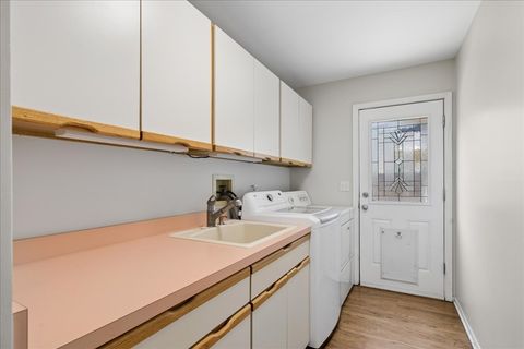 Tiny photo for 525 Newtown Drive, Buffalo Grove, IL 60089 (MLS # 12657804)