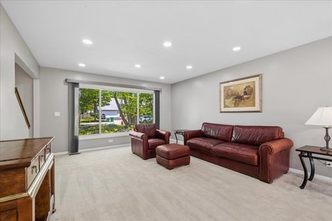 Tiny photo for 525 Newtown Drive, Buffalo Grove, IL 60089 (MLS # 12657804)
