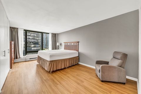 Tiny photo for 5445 N Sheridan Road #712, Chicago, IL 60640 (MLS # 12484470)
