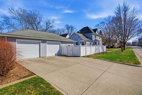 Tiny photo for 300 E Maple Street, Fairbury, IL 61739 (MLS # 12591675)