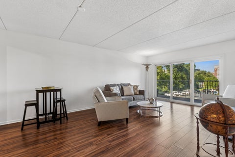 Tiny photo for 7011 W Touhy Avenue #310, Niles, IL 60714 (MLS # 12723530)