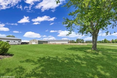 Tiny photo for 27802 N Owens Road, Mundelein, IL 60060 (MLS # 12493675)