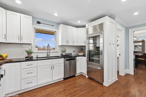 Tiny photo for 27802 N Owens Road, Mundelein, IL 60060 (MLS # 12493675)