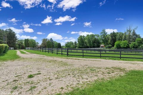 Tiny photo for 27802 N Owens Road, Mundelein, IL 60060 (MLS # 12493675)