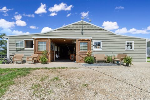 Tiny photo for 27802 N Owens Road, Mundelein, IL 60060 (MLS # 12493675)