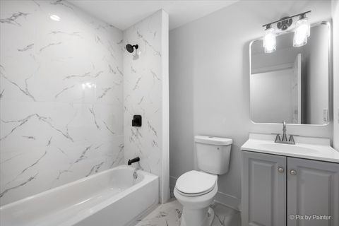 Tiny photo for 18172 W Twin Lakes Boulevard, Grayslake, IL 60030 (MLS # 12668578)
