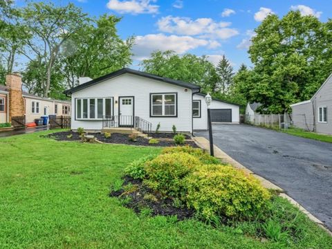 Photo of 18172 W Twin Lakes Boulevard, Grayslake, IL 60030 (MLS # 12668578)