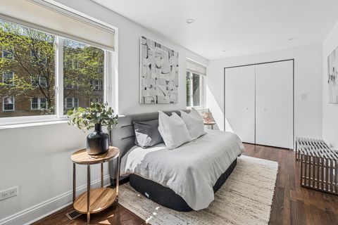 Tiny photo for 1702 W Belle Plaine Avenue, Chicago, IL 60613 (MLS # 12589765)