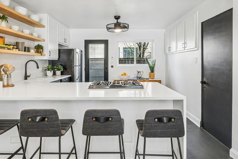 Tiny photo for 1702 W Belle Plaine Avenue, Chicago, IL 60613 (MLS # 12589765)
