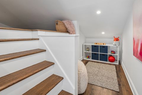 Tiny photo for 1702 W Belle Plaine Avenue, Chicago, IL 60613 (MLS # 12589765)