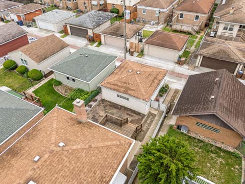 Tiny photo for 2359 Burr Oak Avenue, North Riverside, IL 60546 (MLS # 12697461)