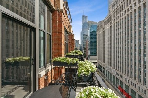 Tiny photo for 333 W Hubbard Street #1006, Chicago, IL 60654 (MLS # 12405063)