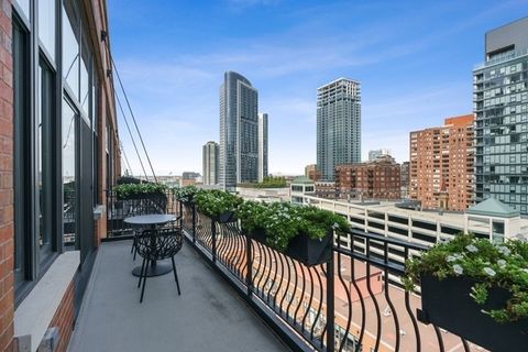 Tiny photo for 333 W Hubbard Street #1006, Chicago, IL 60654 (MLS # 12405063)