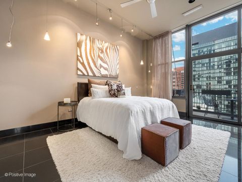 Tiny photo for 333 W Hubbard Street #1006, Chicago, IL 60654 (MLS # 12405063)