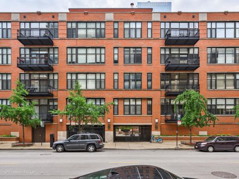 Tiny photo for 333 W Hubbard Street #1006, Chicago, IL 60654 (MLS # 12405063)