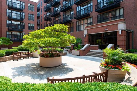 Tiny photo for 333 W Hubbard Street #1006, Chicago, IL 60654 (MLS # 12405063)
