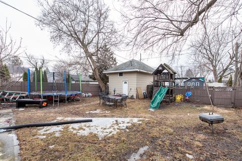 A home in Waukegan