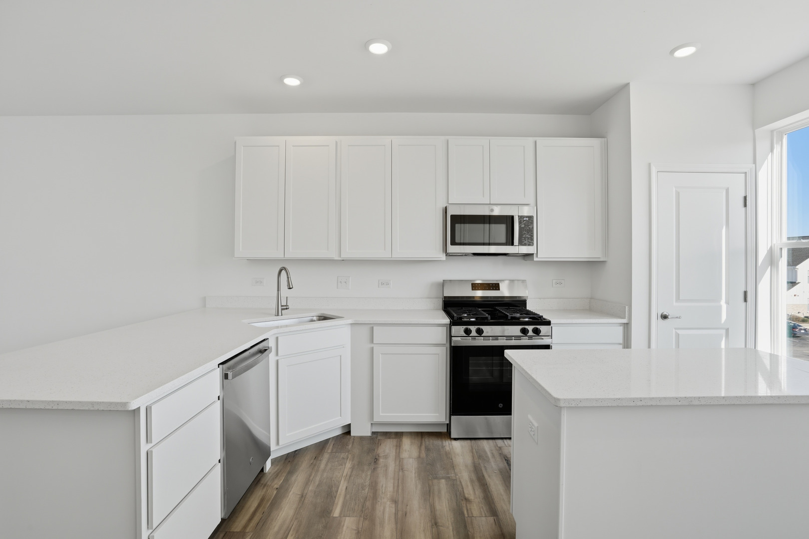 331 Settlers Place