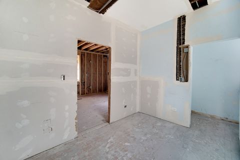 Tiny photo for 8626 S Kingston Avenue, Chicago, IL 60617 (MLS # 12519087)