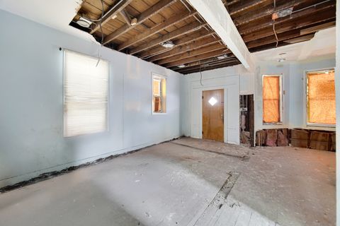 Tiny photo for 8626 S Kingston Avenue, Chicago, IL 60617 (MLS # 12519087)
