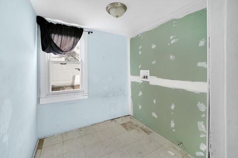 Tiny photo for 8626 S Kingston Avenue, Chicago, IL 60617 (MLS # 12519087)