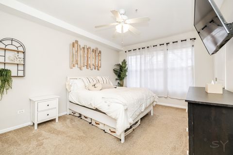 Tiny photo for 36 Arboretum Drive, Lombard, IL 60148 (MLS # 12610747)