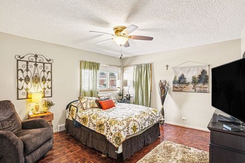 Tiny photo for 5501 W 102nd Street, Oak Lawn, IL 60453 (MLS # 12565852)