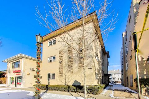 Tiny photo for 306 Chicago Avenue #3N, Oak Park, IL 60302 (MLS # 12561341)