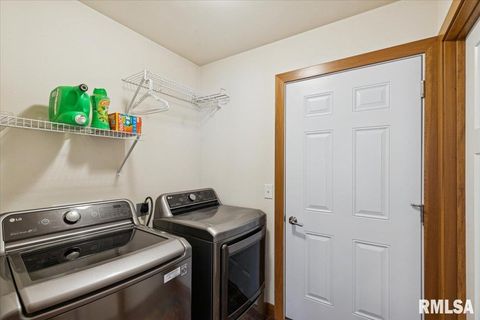 Tiny photo for 116 W PINEHURST Street, Eldridge, IA 52748 (MLS # QC4269944)