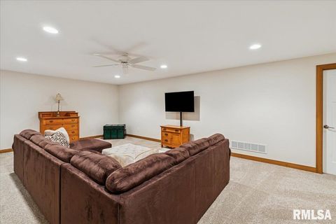 Tiny photo for 116 W PINEHURST Street, Eldridge, IA 52748 (MLS # QC4269944)